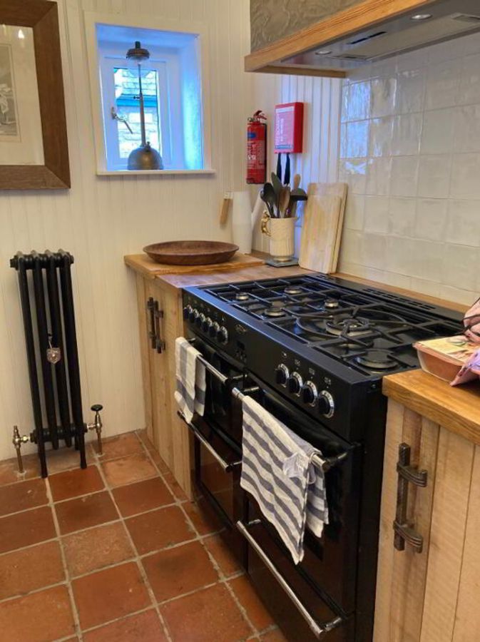 2 Castle Brae Cottages, 465a Loughshore Road