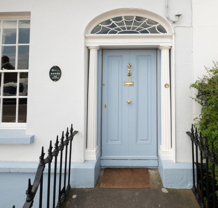 42 Willoughby Place