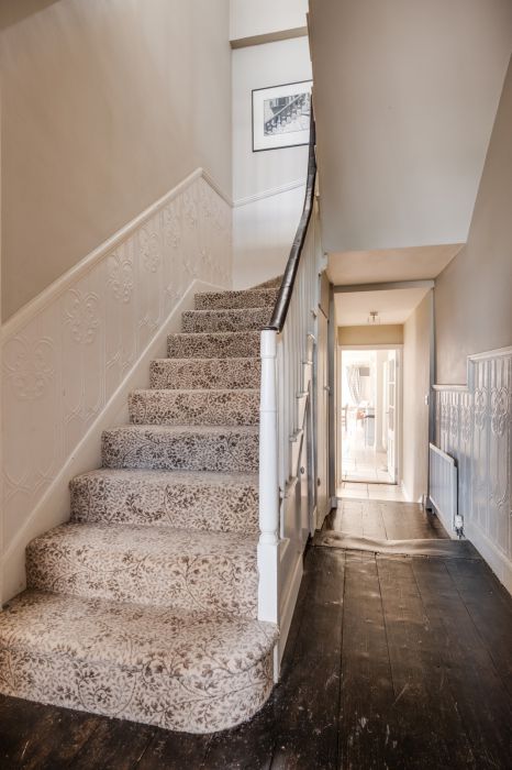 42 Willoughby Place