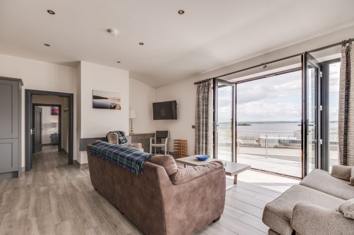 2e Tullybay Marina