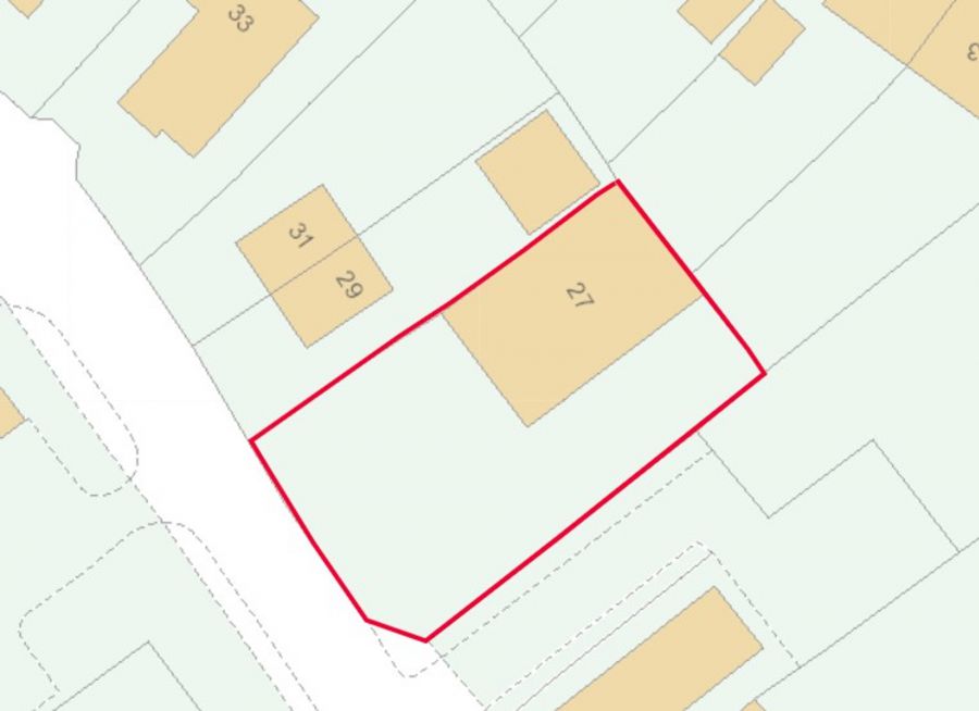27 Irvines Crescent