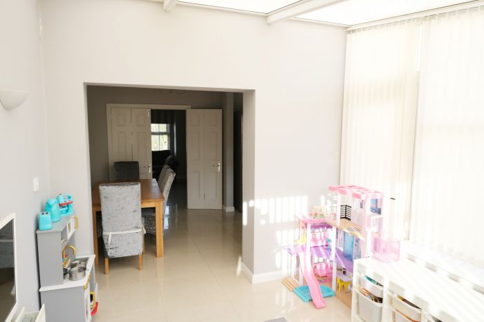 100 Enniskillen Road