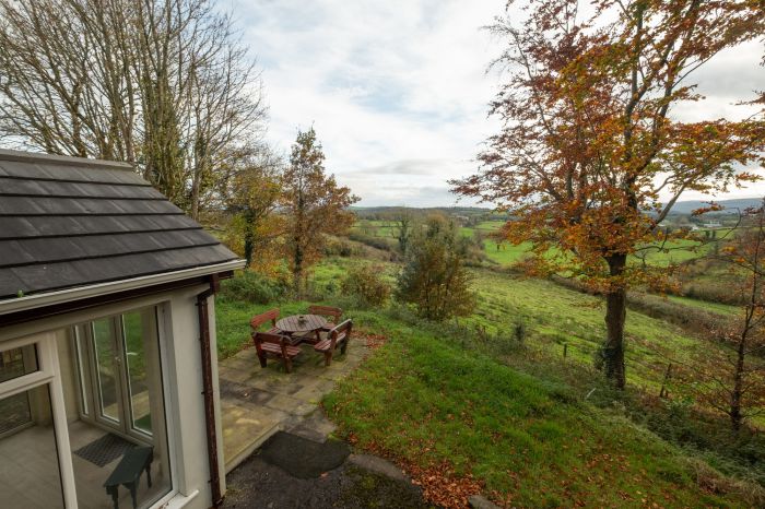 Mountain View Cottage, 81 Church Hill Road