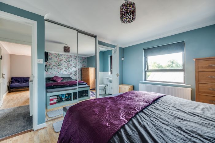 Rosculban House, 71 & 71a Drumwhinny Road