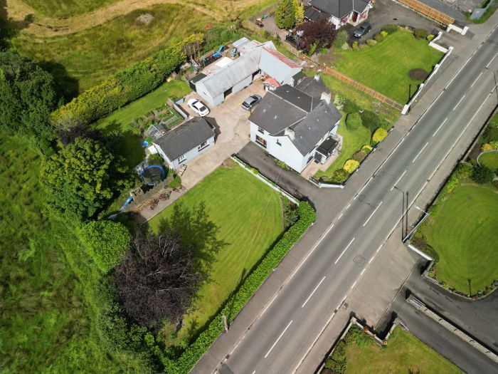 Rosculban House, 71 & 71a Drumwhinny Road