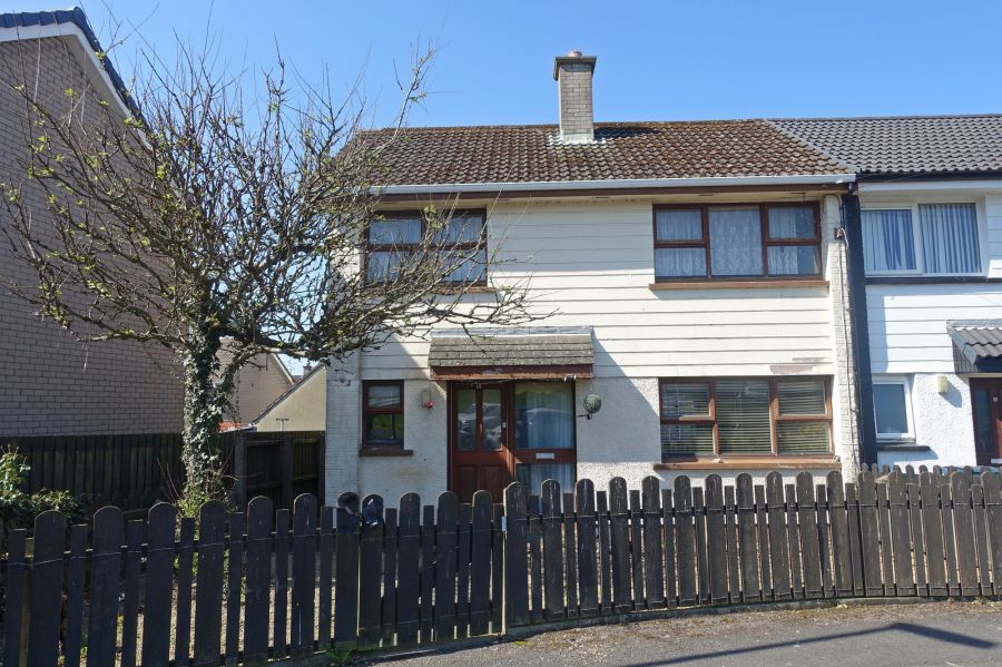 13 Kilmacormick Close, enniskillen, BT74 6ES