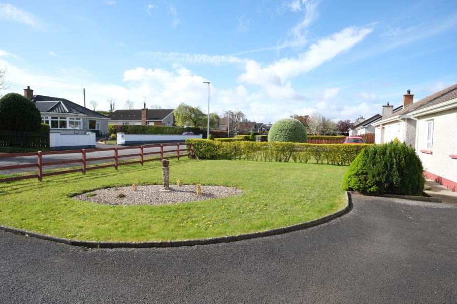 30 Tullyavey Road