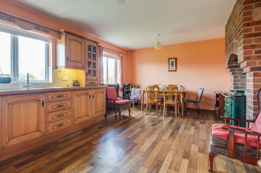 5 Sillees Grove