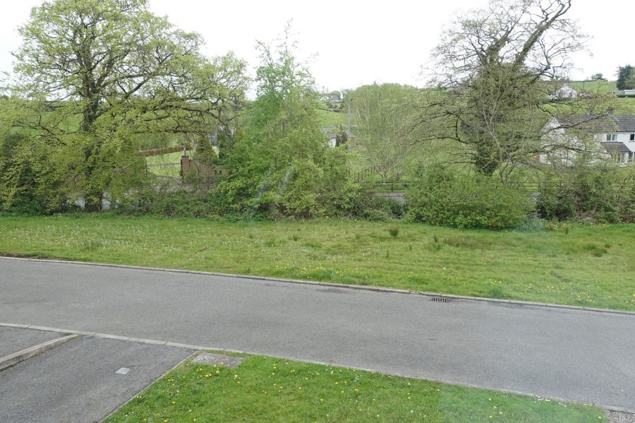 29 Beechgrove Park