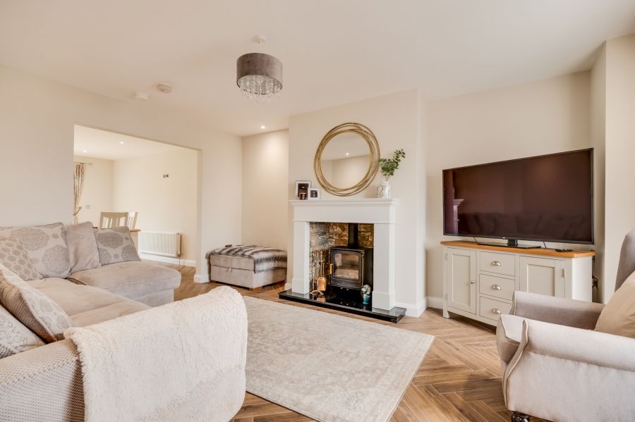 28 29 & 39 The Oak