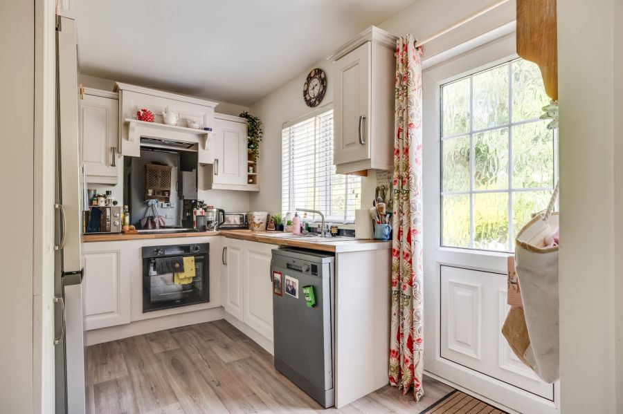 2 Silverstream Court