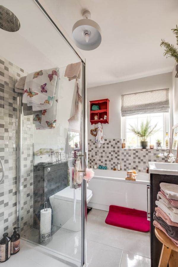 2 Silverstream Court