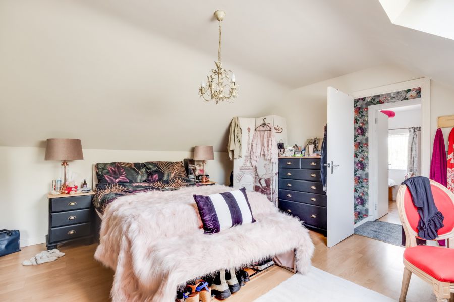 2 Silverstream Court