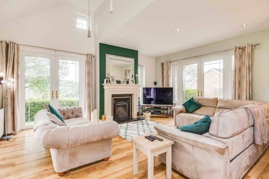 3 Knockmore Heights