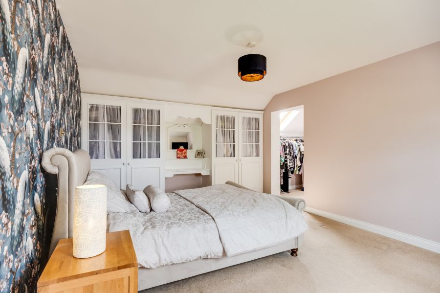 3 Knockmore Heights