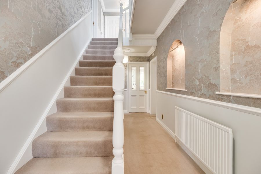 3 Knockmore Heights
