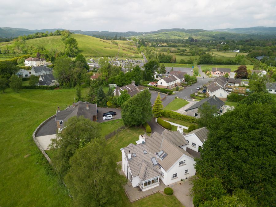 3 Knockmore Heights