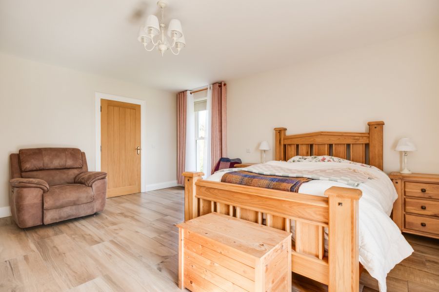 3 Knockennis Road