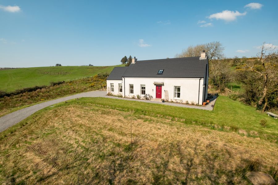 3 Knockennis Road