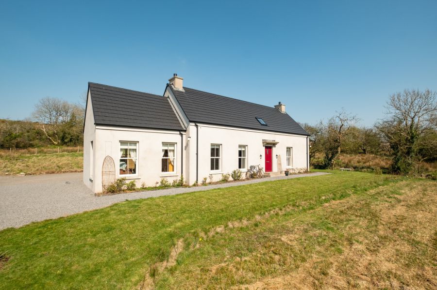 3 Knockennis Road