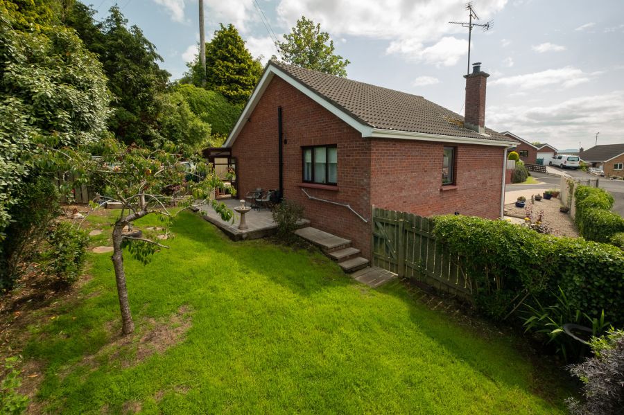 5 Meadow Lane