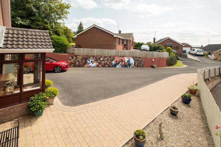 5 Meadow Lane