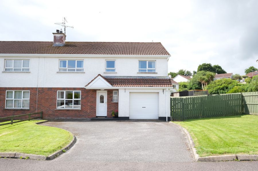 40 Rathview Park
