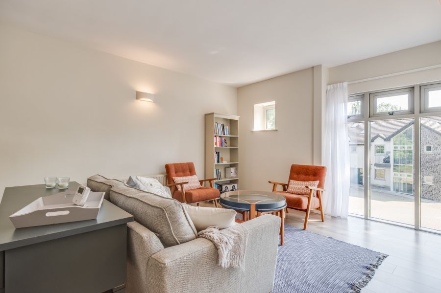 3 Laurel Grove