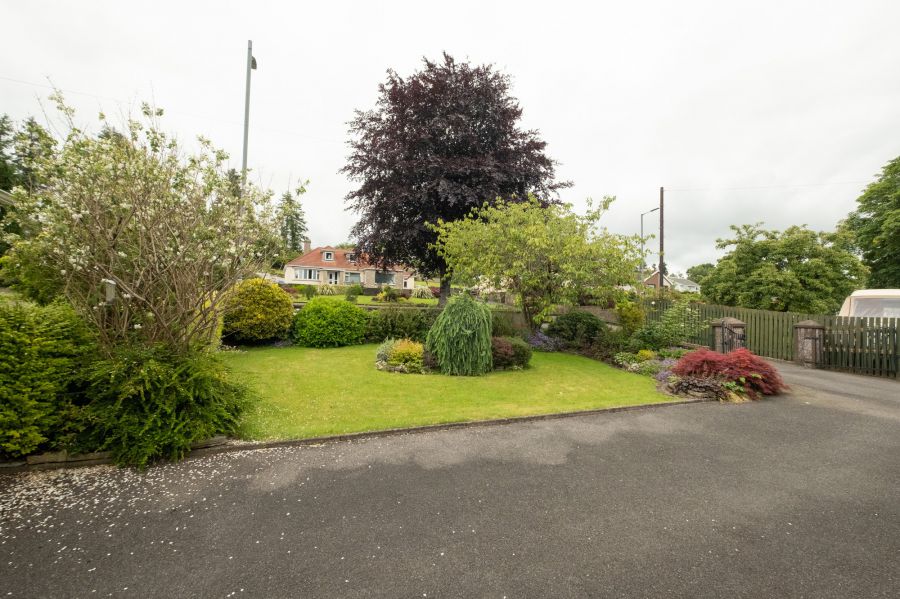 29 Moorlough Road