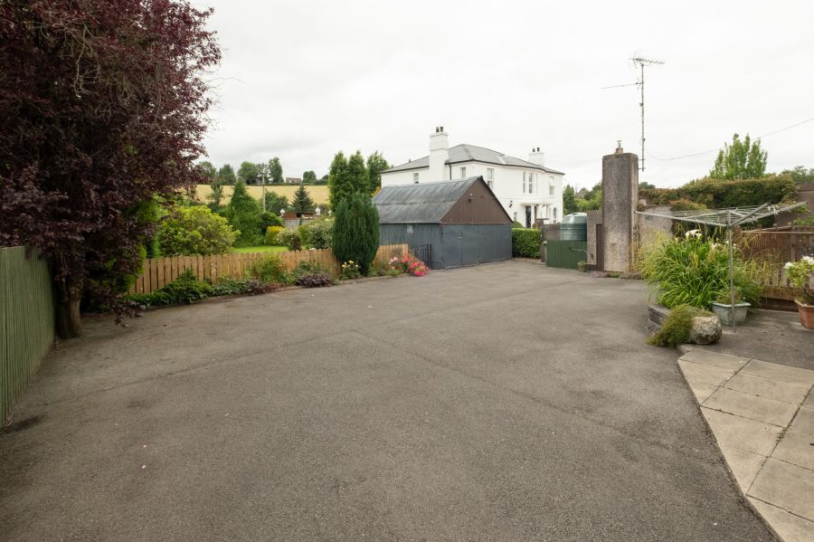 29 Moorlough Road