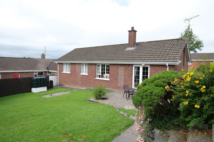 17 Glenwood Gardens