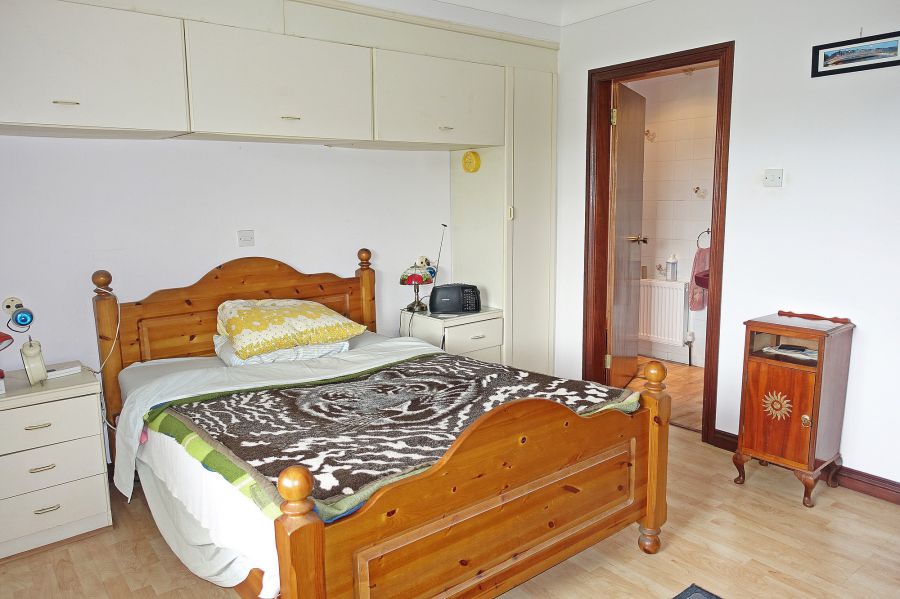 41 Scallen Road