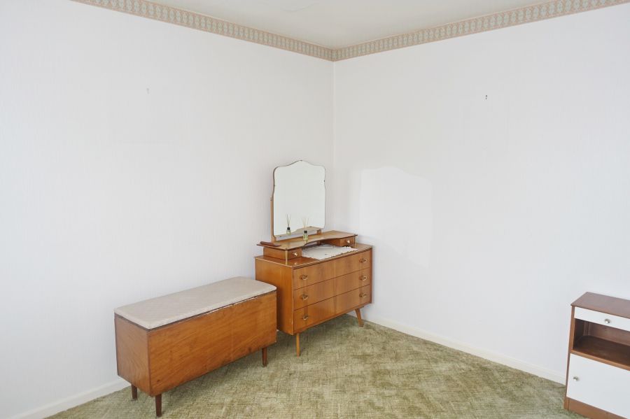 83 Hillview Park