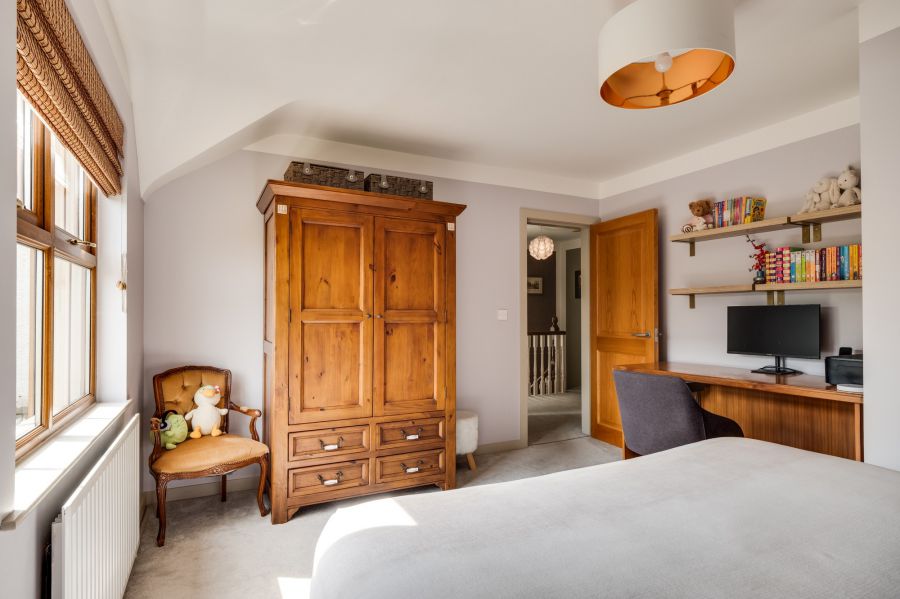 82 Silverhill Manor