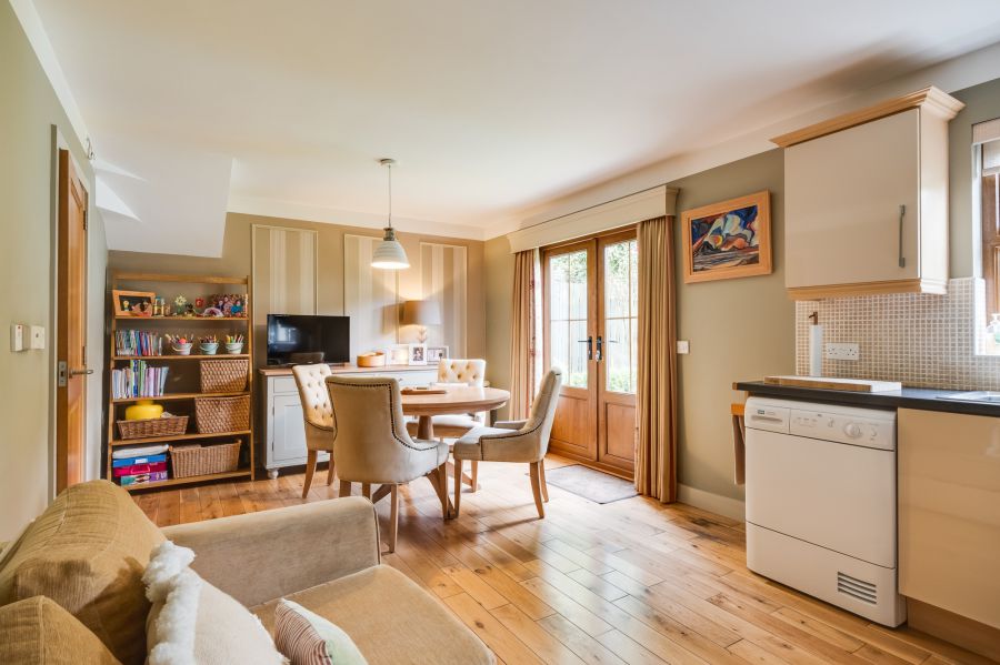 82 Silverhill Manor