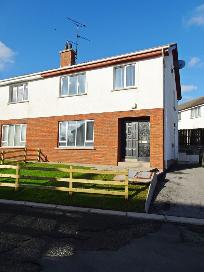 32 Abbey View