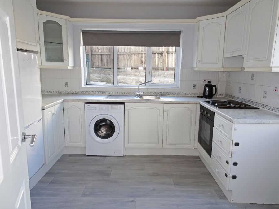 32 Abbey View