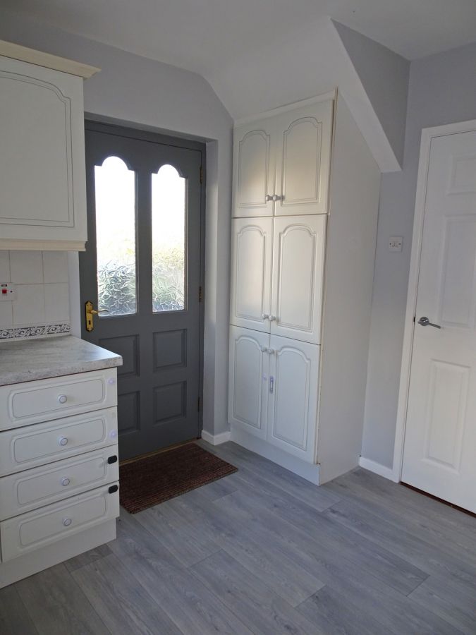 32 Abbey View