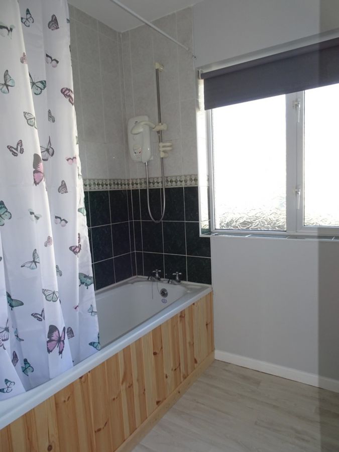 32 Abbey View