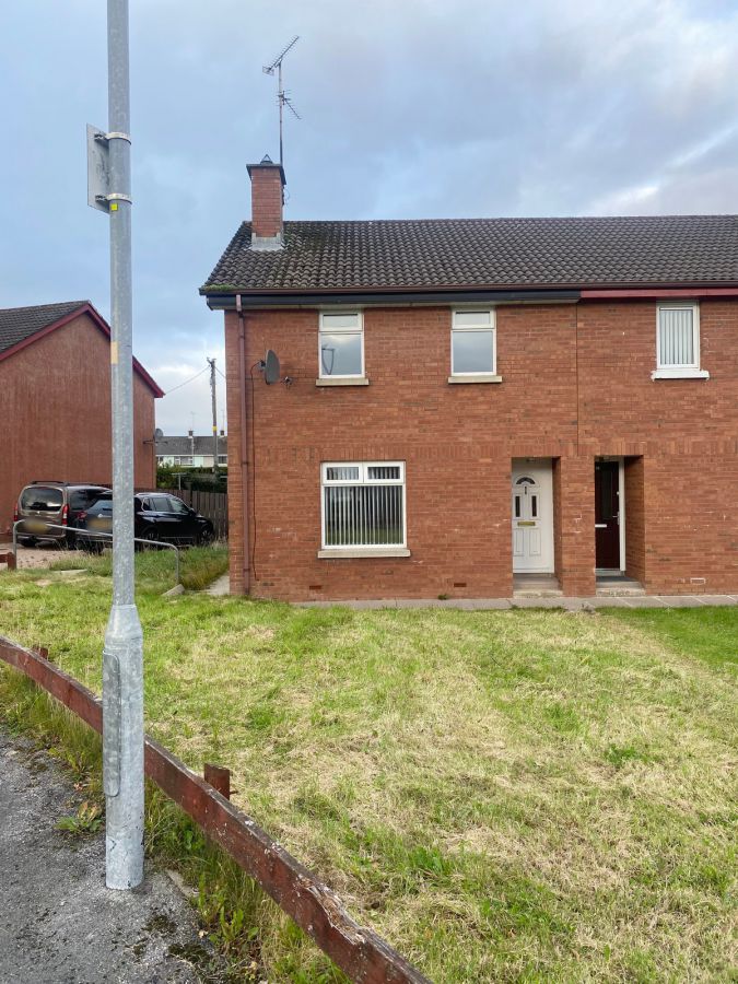 10 Drumawill Gardens
