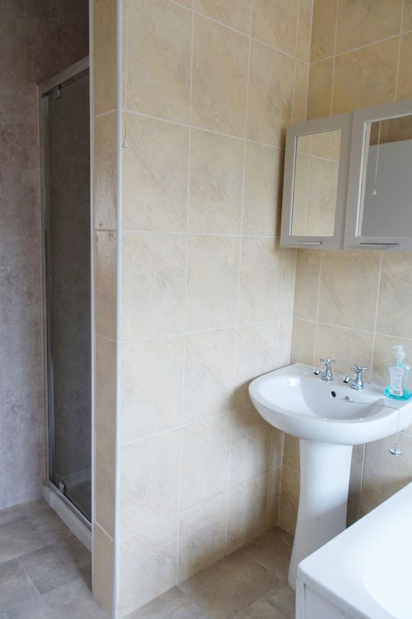 7B Rossorry Church Road