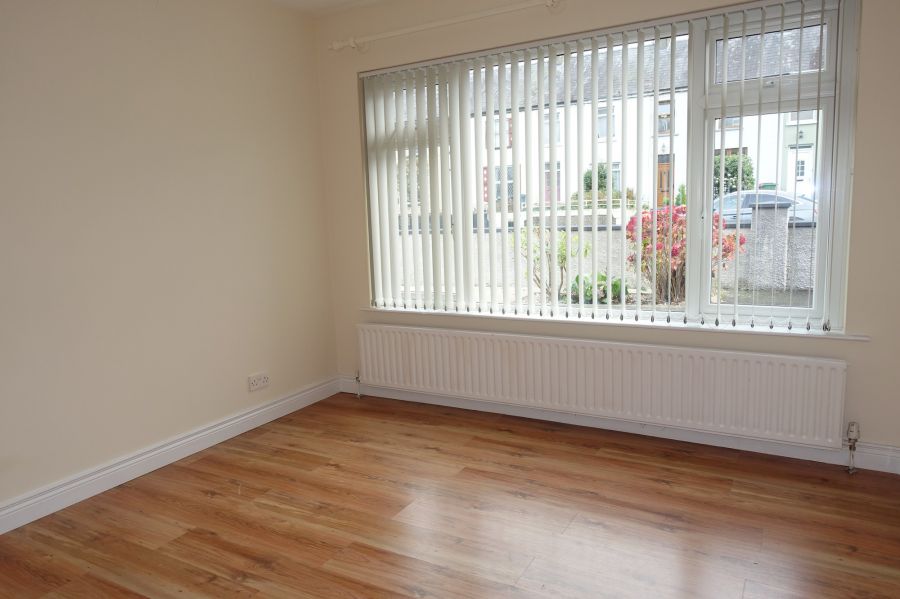 7B Rossorry Church Road