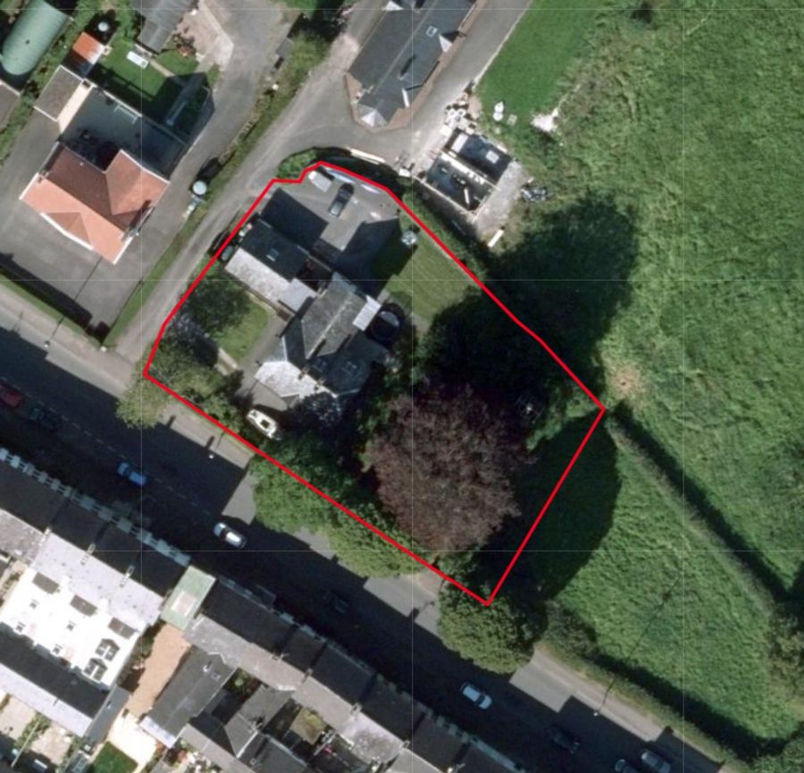 Willoughby Lodge & Land at, 5  Willoughby Place