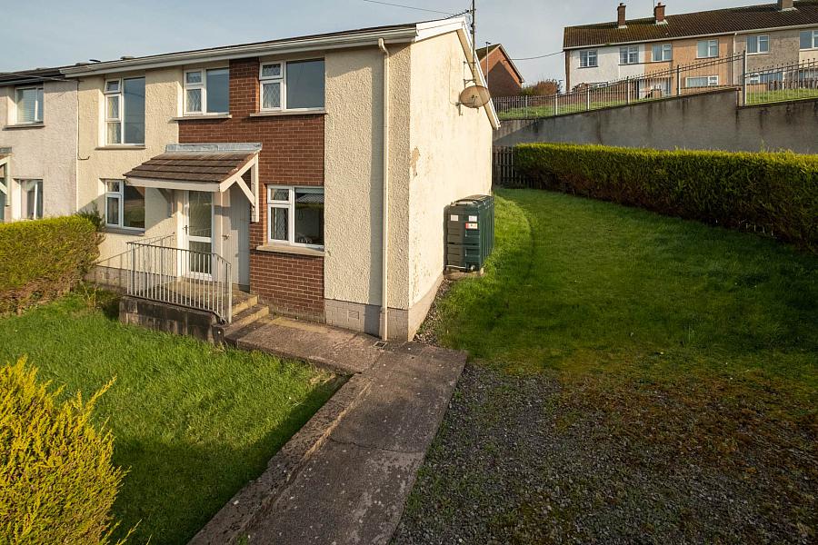 8 Inniskeen Park, Enniskillen, BT74 6HE