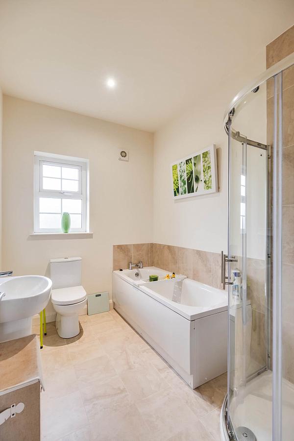 33 Cherrymount Green