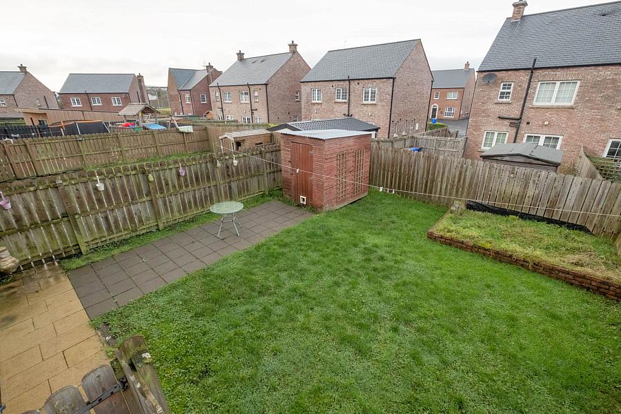 33 Cherrymount Green