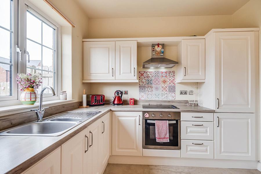 33 Cherrymount Green