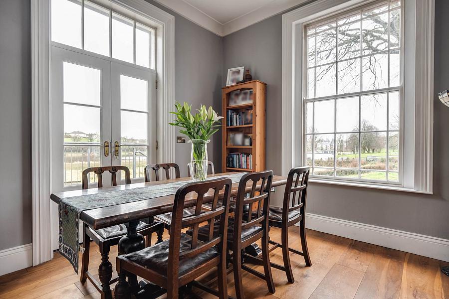 Willoughby Lodge & Land Willoughby Place