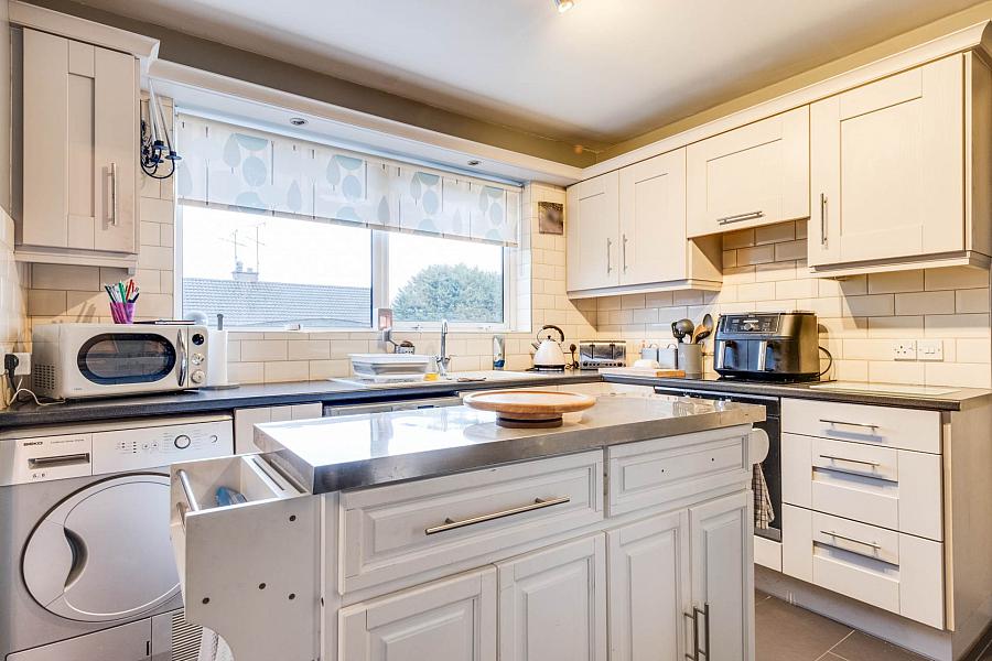 25 College Park Lane