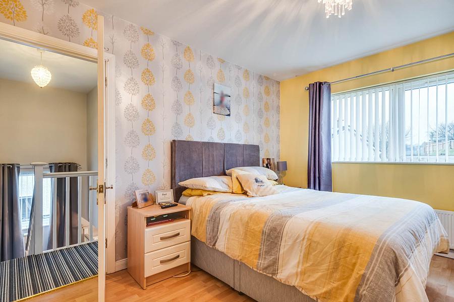 25 College Park Lane